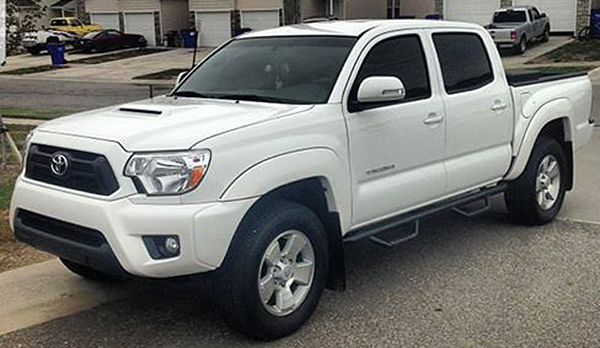 white 2013 toyota tacoma TRD sport