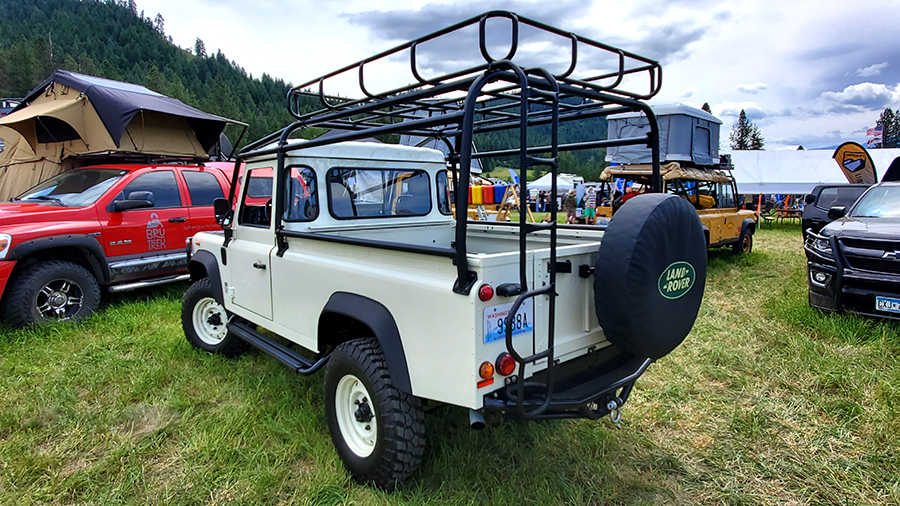 1989 d110 land rover truck rear tailgate