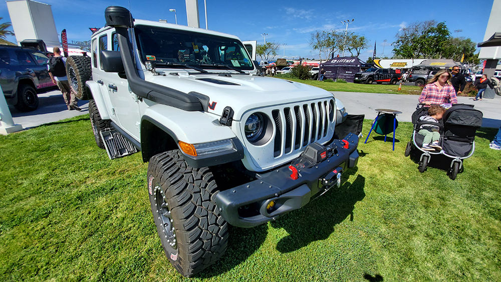 AEV jeep wrangler jlu conversion